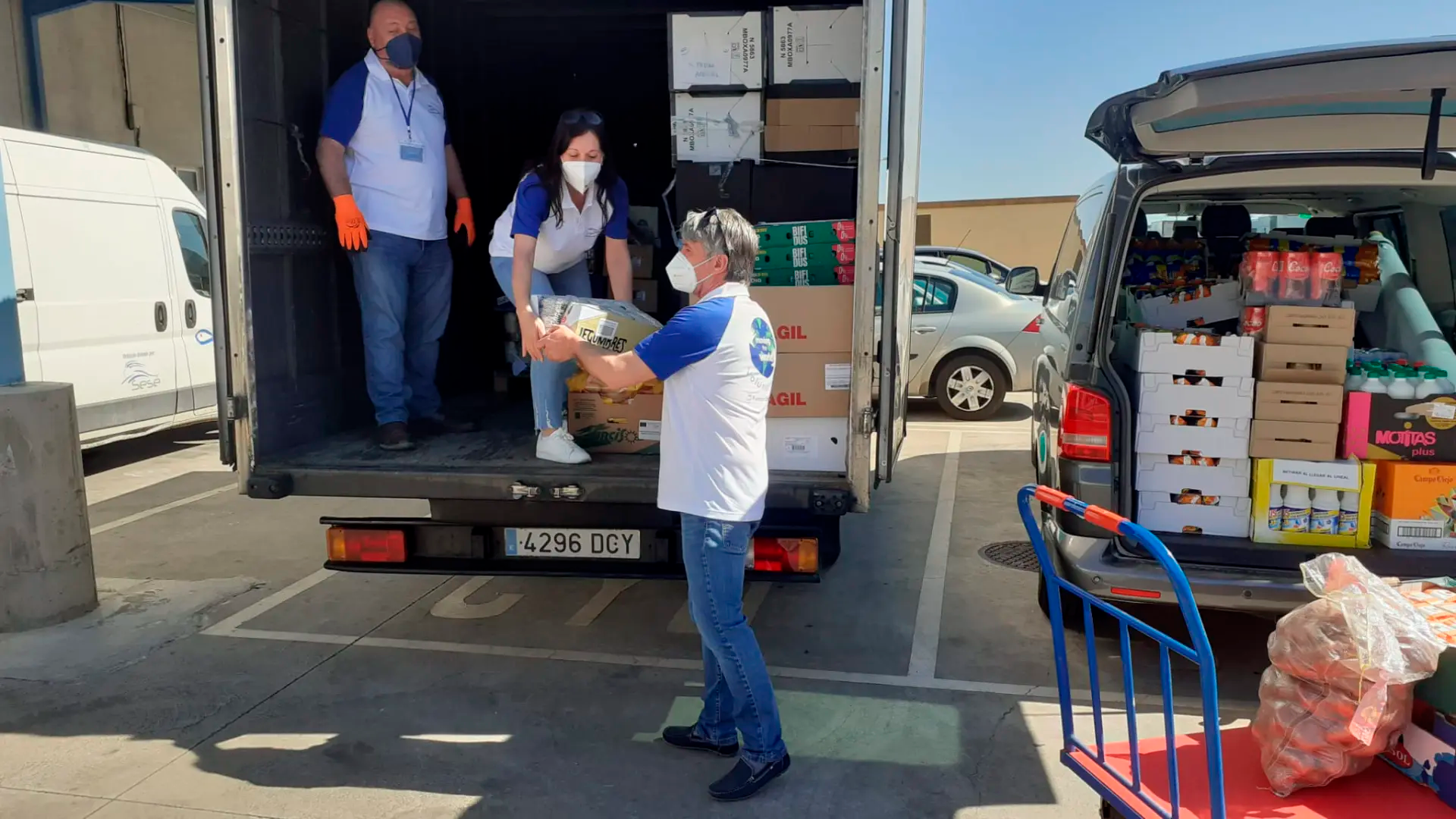 Imagen de Reparto de alimentos